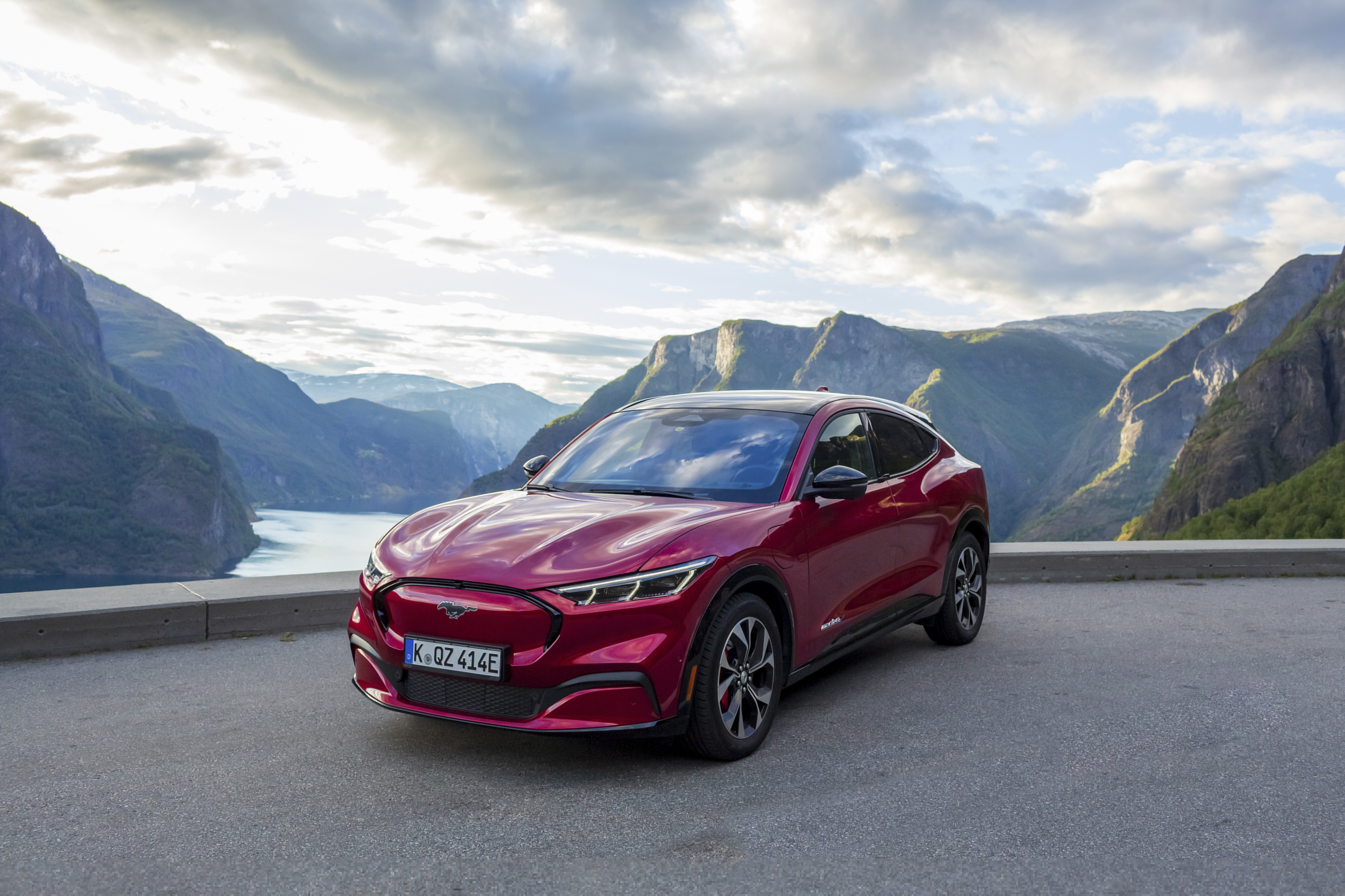 Ford Mustang Mach E Test 2025 Reichweite Preise carwow